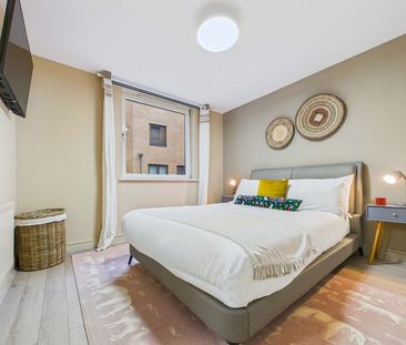 Wells Street - Photo 4