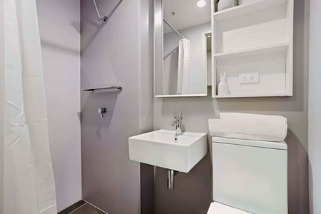2 Bed Apartment Silver - Photo 3