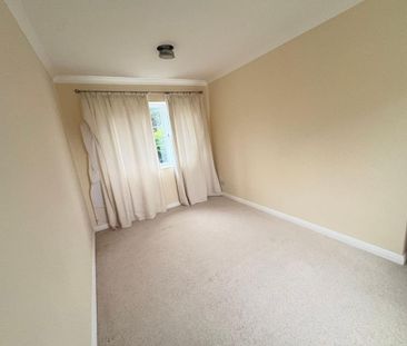 4 bedroom detached house to rent - Photo 4