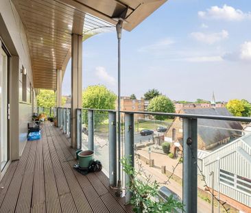 2 bedroom flat to rent - Photo 1