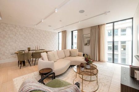 A three bedroom apartment of approximately 1,587 square feet. - Photo 3