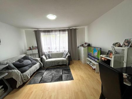 1 bedroom ground floor flat to rent - Photo 5