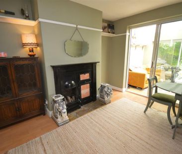 Brooklands Road, Parkgate - Photo 1