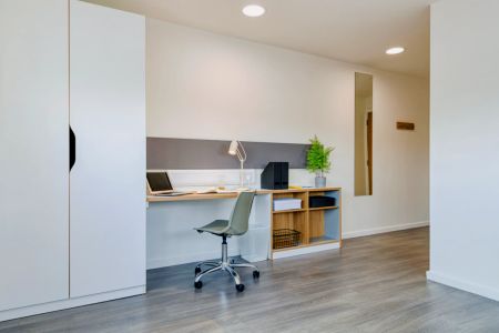 Platinum Ensuite - Photo 3