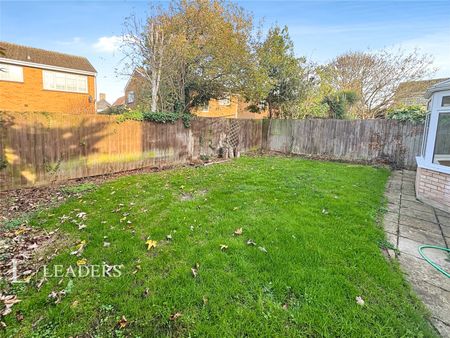 3 bedroom house to rent Kirbys Close, Over, Cambridge, Cambridgeshire, CB24 - Photo 3