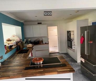 1 bedroom in a house share to rent - Photo 6