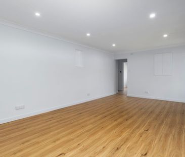 Comfortable family home with alfresco living in Werrington - Photo 2