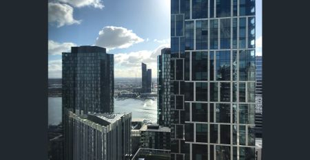 Free Zone 2 Bedrooms 1 Bath 1 Car Available Now (Fully furnished) - Photo 2