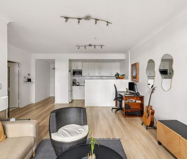 25/6-18 Poplar Street, Surry Hills NSW 2010 - Apartment For Rent | ... - Photo 1