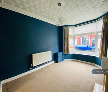3 bedroom terraced house to rent - Photo 2