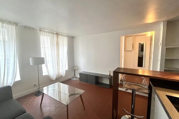 Appartement à louer à Paris 4Ème - Photo 1