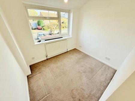3 bedroom House To Let - Photo 5