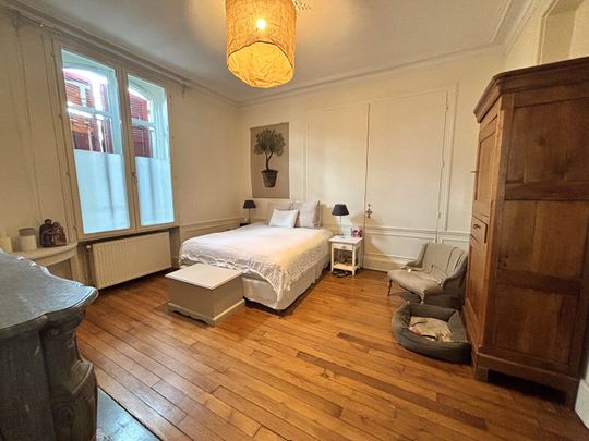 Location Appartement 6 pièces 151m² - Photo 1