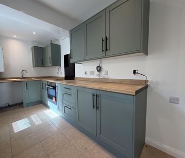 115 Rosebery Road, - Photo 5