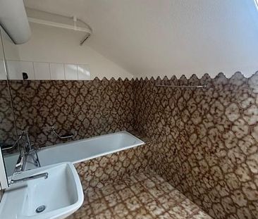 grosszügige und helle Wohnung in ruhiger Wohngegend - Photo 4