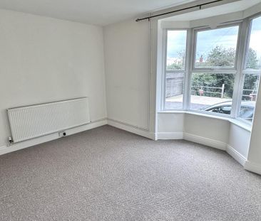2 bedroom end of terrace house to rent - Photo 6
