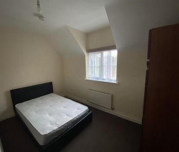 3 bedroom maisonette to rent - Photo 3