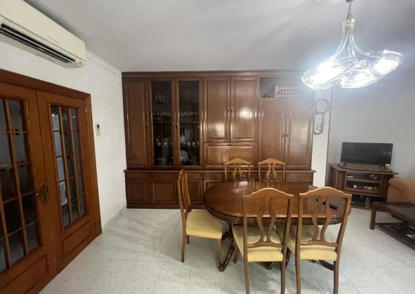 Piso de alquiler en Plaza de Toros - Santa Rita