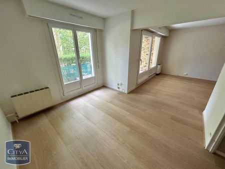 Location Appartement 5 pièces 104m² MAUREPAS 78310 - Photo 2
