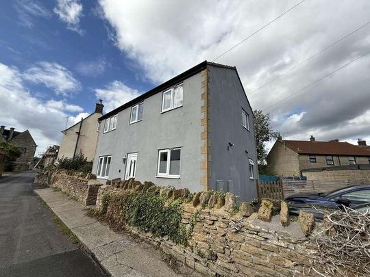 Long Ground, Frome, Somerset, BA11 - Photo 1