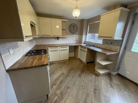 Lindisfarne Avenue, Thornaby, STOCKTON-ON-TEES - Photo 2