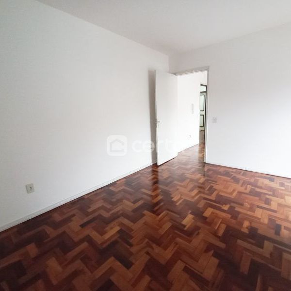 Apartamento para alugar com 41m², 1 quarto, Santa Cecília, Porto Alegre - Photo 1
