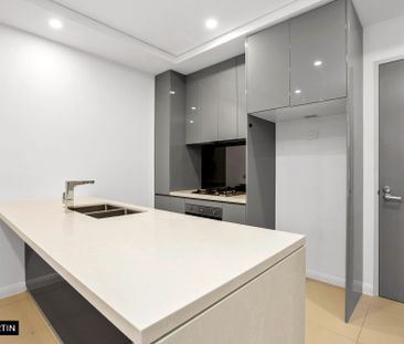 MGM MARTIN - TWO BEDROOM APARTMENT - Photo 4