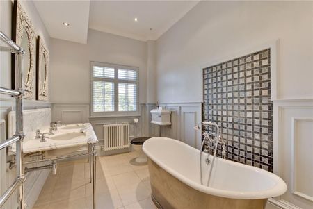 6 bedroom detached house to rent - Photo 5