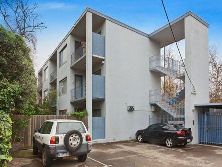 6/10 Celeste Court, St Kilda East VIC 3183 - Photo 2