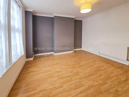 Cotswold Road, Westcliff on Sea - Photo 4