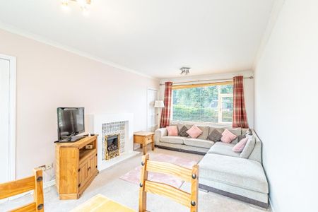 2 bedroom semi-detached house to rent - Photo 2