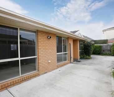 Modern Living in Reservoir - Photo 5