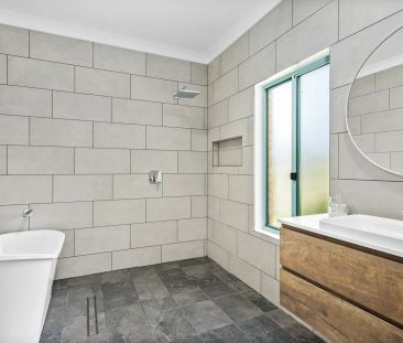 A low-maintenance family haven - Photo 4