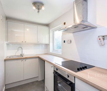 studio to rent Celia Close, Waterlooville, Hampshire, PO7 - Photo 1