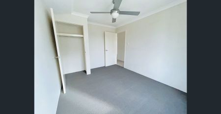 3 Bedroom 2 Bathroom Home in Eglington - Photo 2