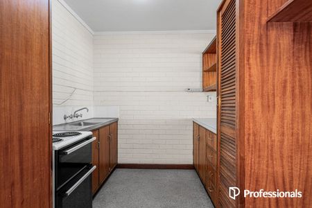 Spacious 2 x 1 in Joondanna! - Photo 4