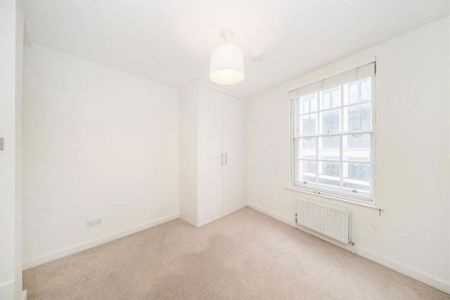 3 bedroom flat to rent - Photo 2