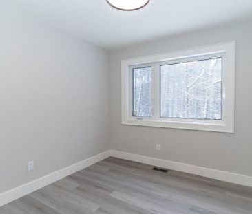 For Lease - 371 Muskoka Beach Road Unit# 2A, Gravenhurst, Ontario - Photo 2