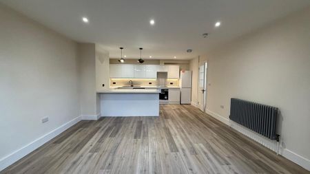 2 bedroom flat to rent - Photo 4