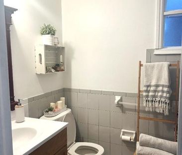 Charming 3½ in the Heart of Parc-Extension / Villeray - Photo 1