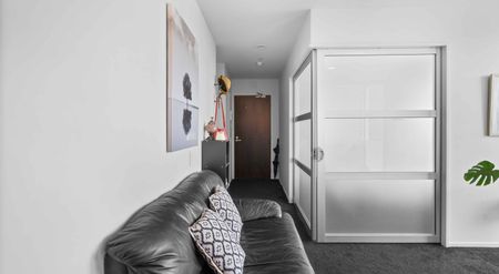 City living! - Photo 5