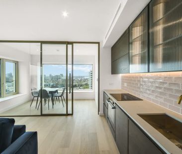 Deanston Building, Royal Wharf Walk E16 - Photo 1