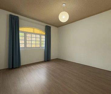 Bright & Spacious 2-Bedroom Unit in Bexley - Photo 6