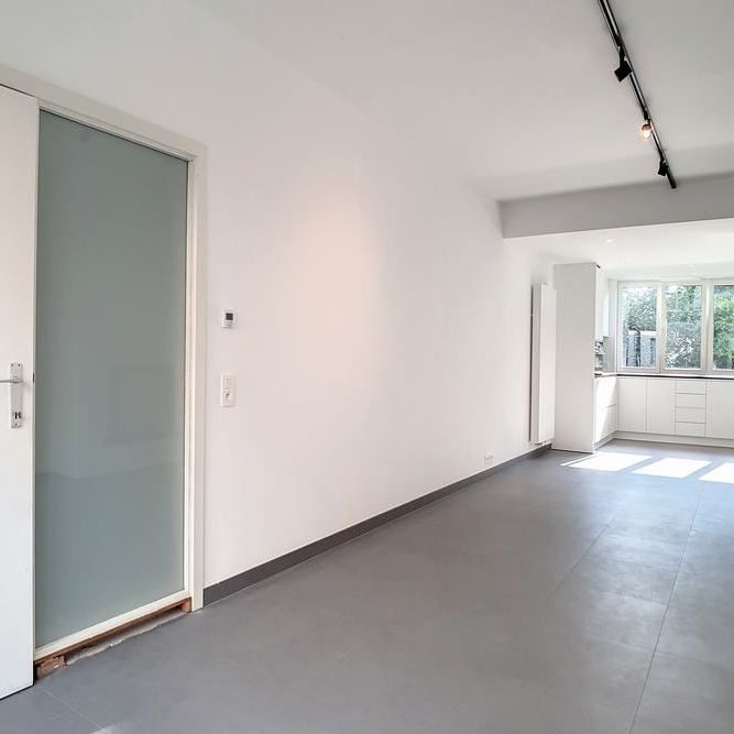 Appartement te huur - Photo 1