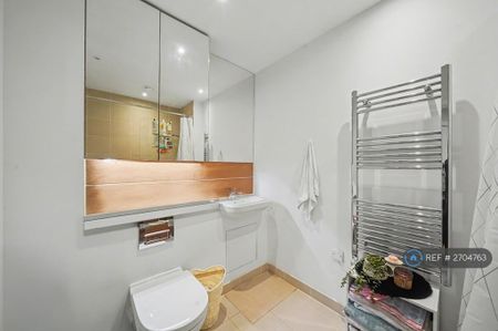 1 bedroom flat to rent - Photo 4