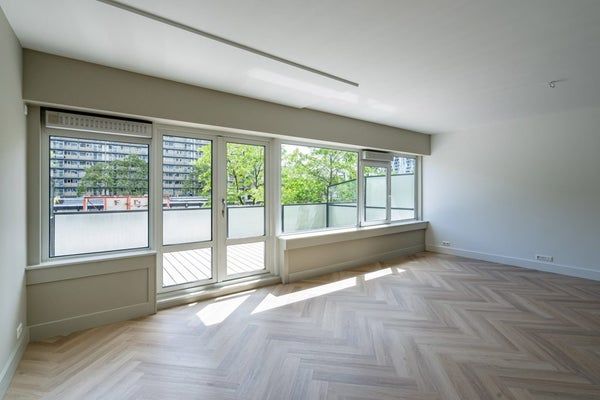 Te huur: Appartement Kruiskade in Rotterdam - Photo 1