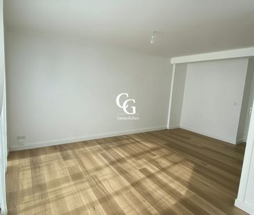 Location Appartement 2 pièces 47m² LA BAULE ESCOUBLAC 44500 - Photo 2