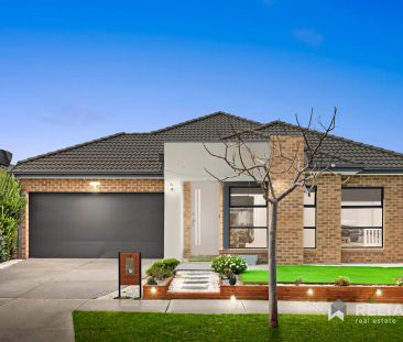 “Quality Metricon Family Home with Multiple Living Spaces Near Mano... - Photo 3