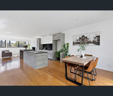 4/2B Beaumont Parade, West Footscray, Vic 3012 - Photo 1