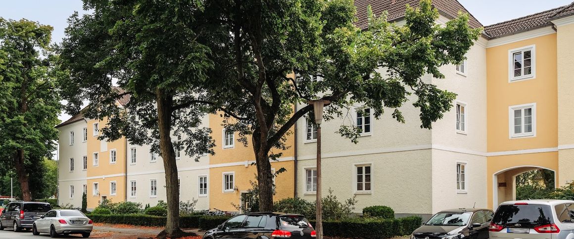 Großzügige 1-Zimmer-Wohnung im Dachgeschoss // DG - Foto 1